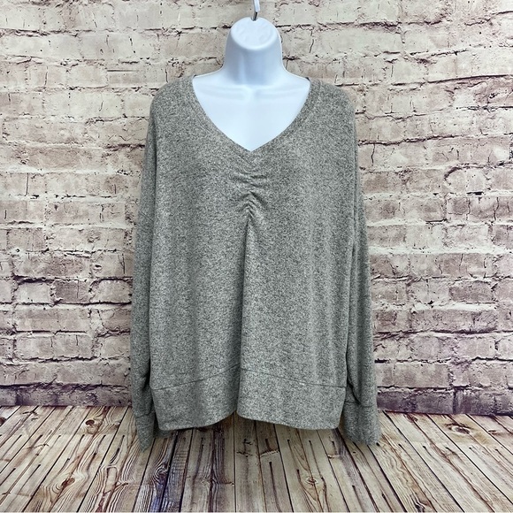 Soft Surroundings Heather Gray V Neck Long Sleeve Knit Top - Picture 1 of 9